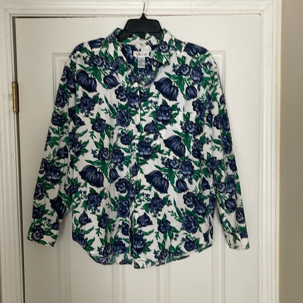 Talbots - 100% cotton Blue Floral Button-Up Shirt - size L